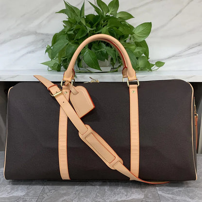 Top Quality New Men Duffle Bag Women Travel Bags Hand Luggage Travel Bags Men Pu Leather Handbags Large Crossbody Bags Totes Purse Crossbody Bag 55Cm