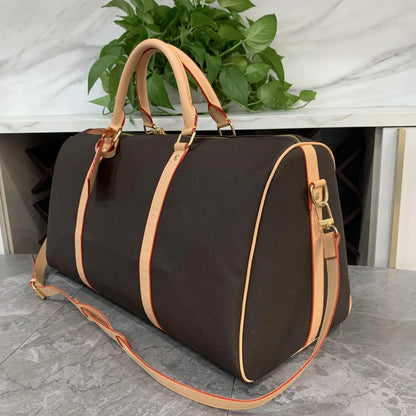 Top Quality New Men Duffle Bag Women Travel Bags Hand Luggage Travel Bags Men Pu Leather Handbags Large Crossbody Bags Totes Purse Crossbody Bag 55Cm